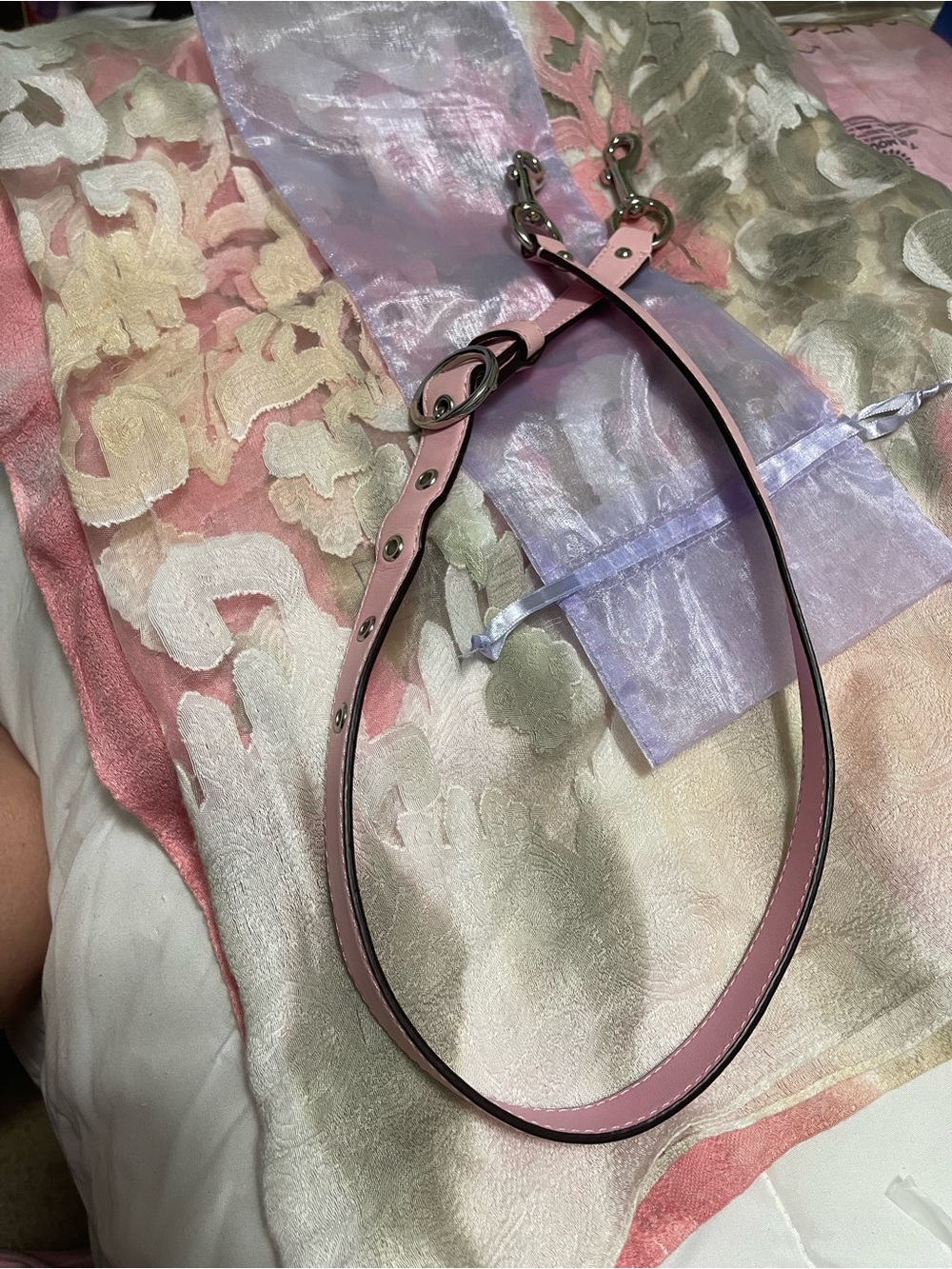 Coach Leather pink replacement strap for handbag. From a SoHo bag. - Picture 2 of 8